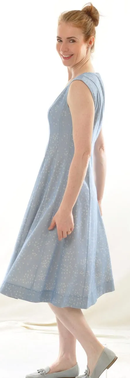 055274 Kleid D123 100% Bouretteseide web